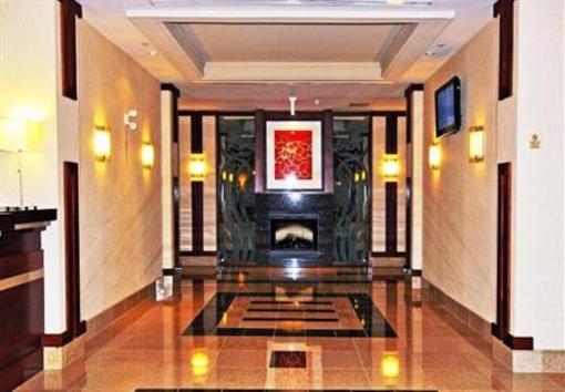 фото отеля Holiday Inn Express Hotel & Suites Ottawa Airport