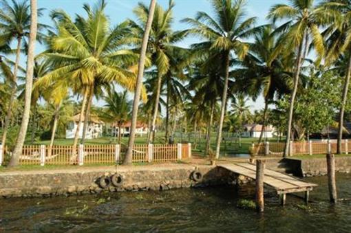 фото отеля Kumarakom Lagoon Resort