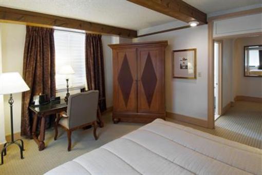 фото отеля The Hotel Alex Johnson, an Ascend Collection hotel