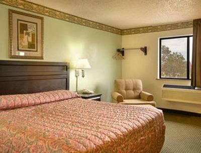 фото отеля Super 8 Motel Gilroy