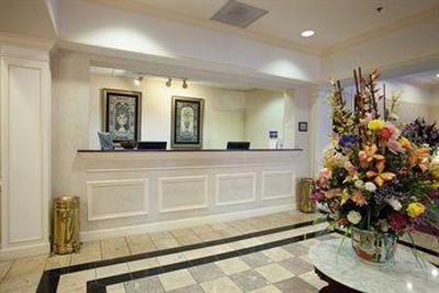 фото отеля Roswell Suites