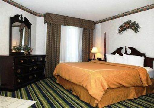 фото отеля Quality Suites Airport Kansas City