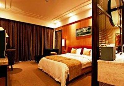 фото отеля Emei Heavenage Hot Spring Holiday Villa Emeishan