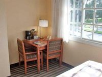 Deer Haven Inn & Suites