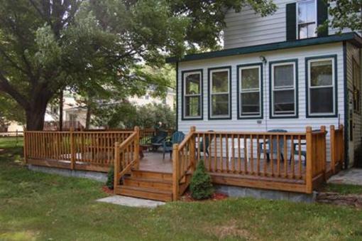 фото отеля The Elms Waterfront Cottages