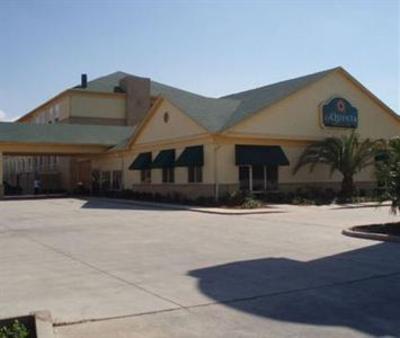 фото отеля Baymont Inn and Suites New Orleans