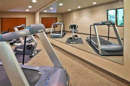 фото отеля Holiday Inn Express Hotel & Suites Jacksonville (Illinois)