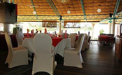 фото отеля Arwana Perhentian Eco Resort & Beach Chalet