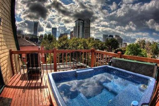 фото отеля Queen Anne Bed & Breakfast