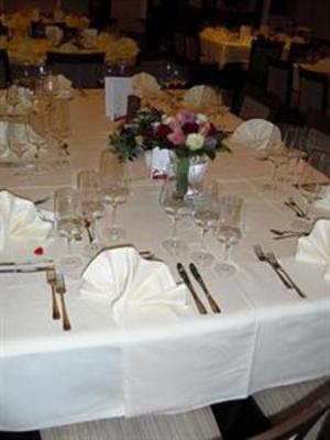 фото отеля Engelkeller Hotel Restaurant Memmingen