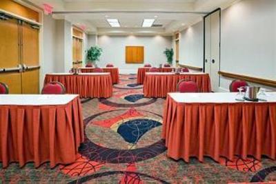 фото отеля Hampton Inn and Suites Atlanta Downtown