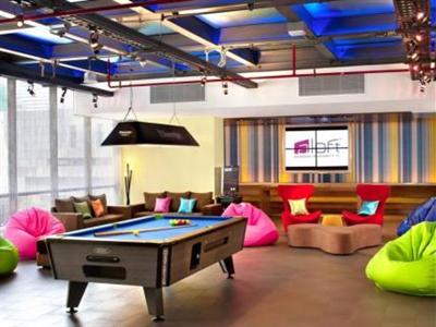 фото отеля Aloft Bangkok - Sukhumvit 11