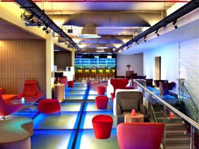 фото отеля Aloft Bangkok - Sukhumvit 11