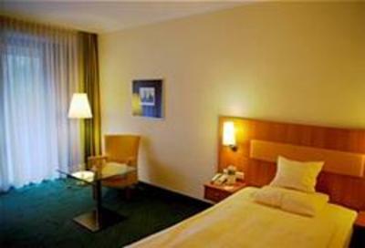 фото отеля Hotel an der Therme Bad Orb