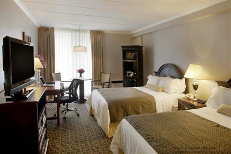 фото отеля Best Western Parkway Hotel Toronto North