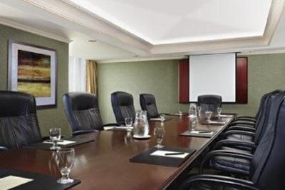 фото отеля Best Western Parkway Hotel Toronto North