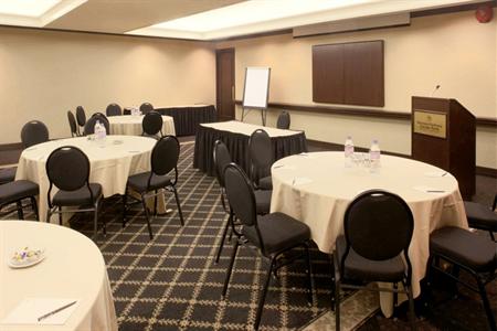 фото отеля Best Western Parkway Hotel Toronto North