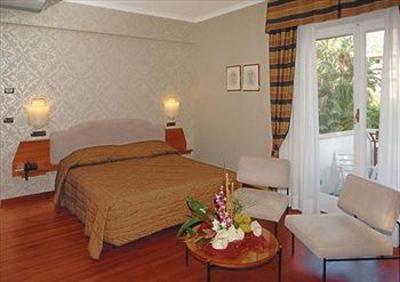 фото отеля Reginna Palace Hotel