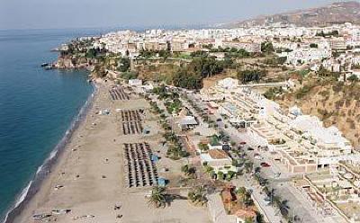 фото отеля Apartamentos Burriana Playa Nerja