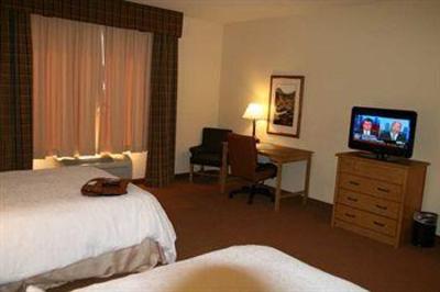 фото отеля Hampton Inn and Suites Riverton
