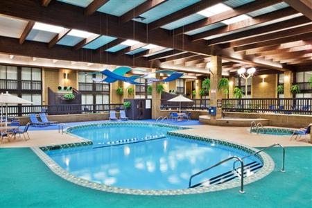 фото отеля Holiday Inn Alpena