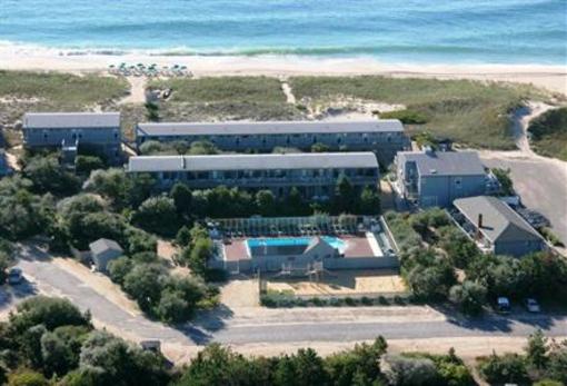 фото отеля Sea Crest on the Ocean