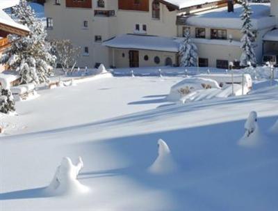 фото отеля Haus Oberland