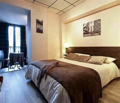 фото отеля Logis La Villa du Lac Hotel