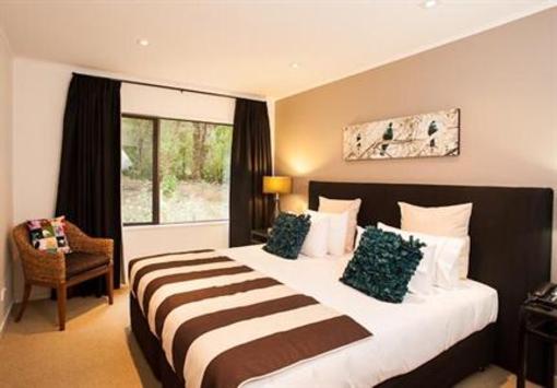 фото отеля Maruia River Lodge Murchison