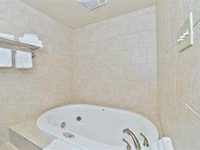 Americas Best Value Inn Red Oak