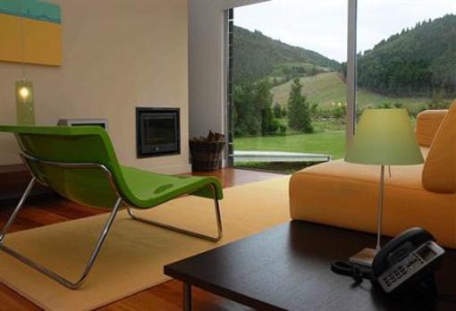 фото отеля Furnas Lake Villas