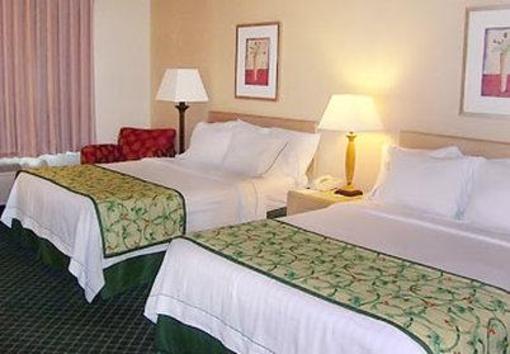 фото отеля Fairfield Inn Hays