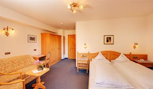 фото отеля Hotel Tyrol Kastelruth