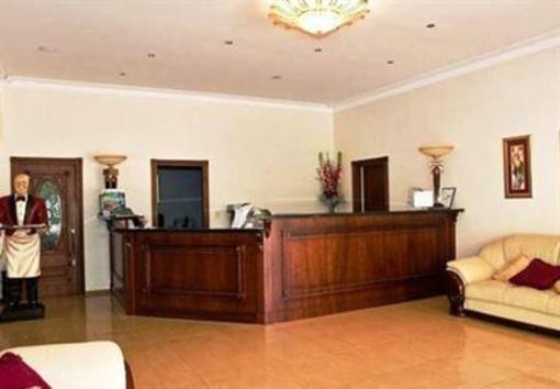 фото отеля Quality Inn Ambassador International Orange
