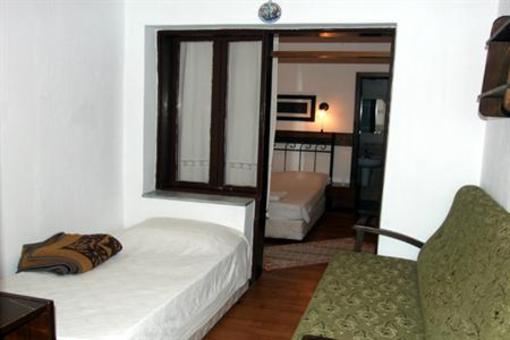 фото отеля Akropolis Guest House