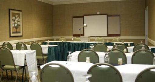 фото отеля Holiday Inn Hazlet