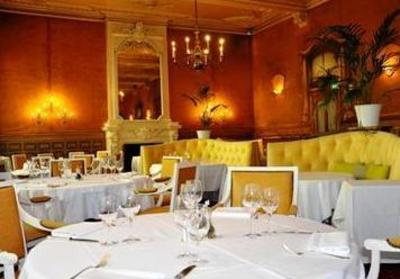 фото отеля Hotel de France Auch (Le jardin des saveurs)