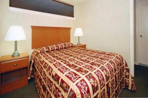 фото отеля Holiday Inn Express & Suites Boston - Cambridge