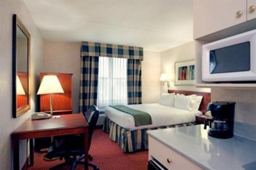 фото отеля Holiday Inn Express & Suites Boston - Cambridge