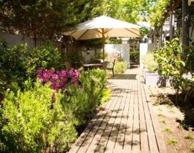 фото отеля 5 Seasons Guesthouse