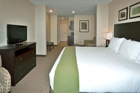 фото отеля Holiday Inn Express Hotel & Suites Grants-Milan
