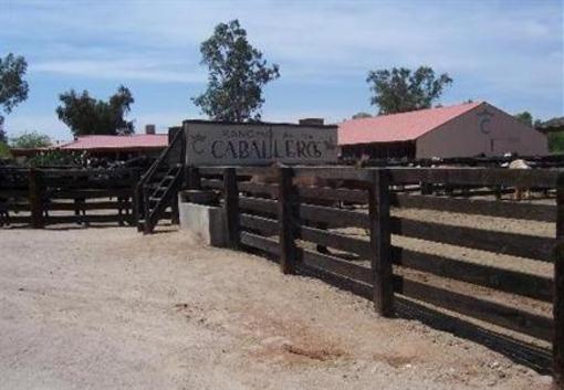 фото отеля Rancho de los Caballeros