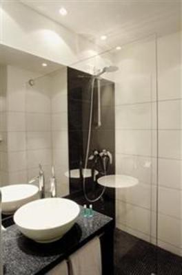 фото отеля Motel One Salzburg