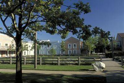 фото отеля Disney's Hotel Cheyenne