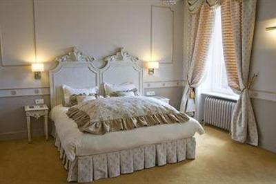 фото отеля Hotel De Paris Moulins