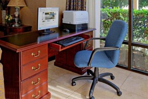фото отеля Hampton Inn Raleigh/Cary