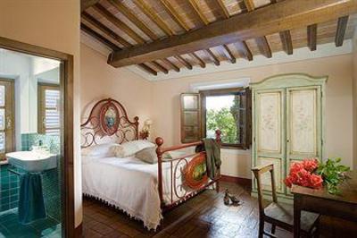 фото отеля Poderi Arcangelo Di Mora Sandra Farmhouse San Gimignano