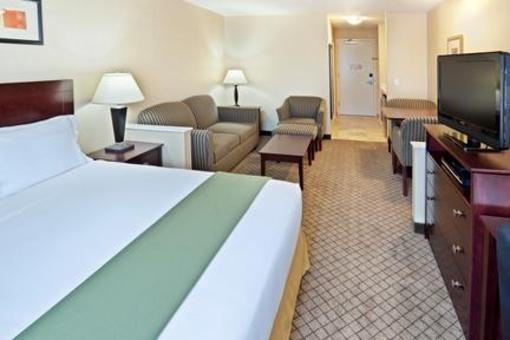 фото отеля Holiday Inn Express Hotel & Suites Sumner