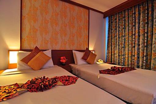 фото отеля Rattana Hill Apartment Phuket