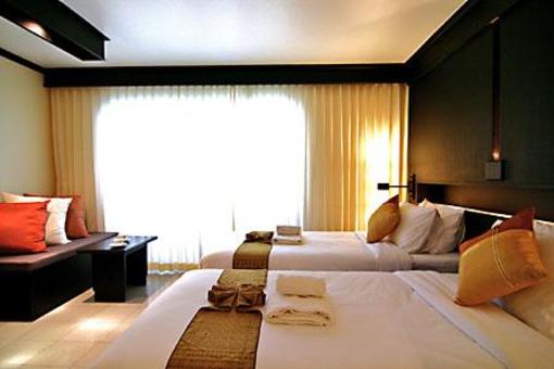 фото отеля Rattana Hill Apartment Phuket